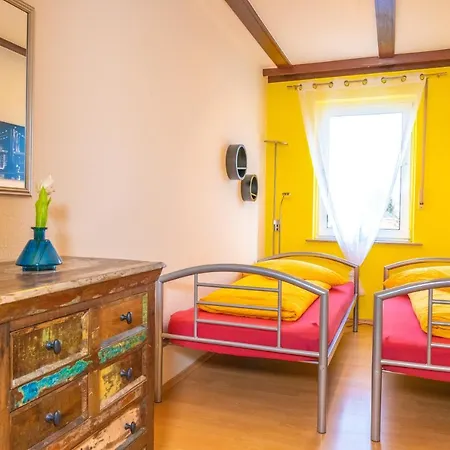 Lejlighed Art City-studios 4 Und 8, Gross, Modern, Citynah, Je 3 Schlafzimmer, Kostenfreie Parkplaetze, Sued-balkons, Ruhig, Herkulesblick