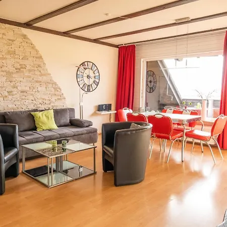 Lejlighed Art City-studios 4 Und 8, Gross, Modern, Citynah, Je 3 Schlafzimmer, Kostenfreie Parkplaetze, Sued-balkons, Ruhig, Herkulesblick Kassel