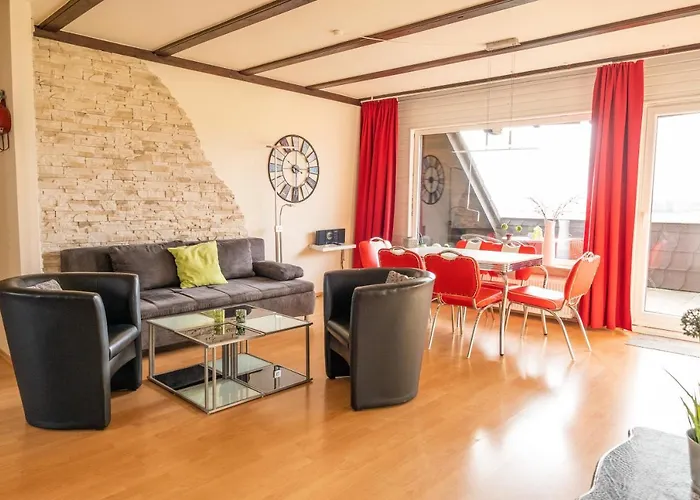 דירה Art City-studios 4 Und 8, Gross, Modern, Citynah, Je 3 Schlafzimmer, Kostenfreie Parkplaetze, Sued-balkons, Ruhig, Herkulesblick קאסל