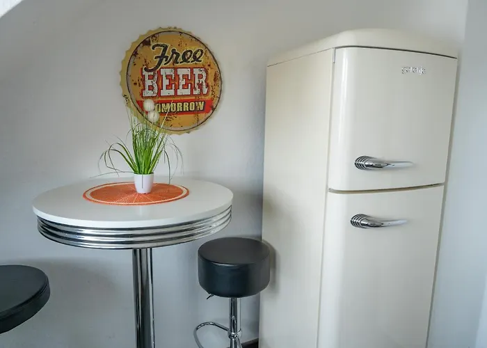 דירה Art City-studios 4 Und 8, Gross, Modern, Citynah, Je 3 Schlafzimmer, Kostenfreie Parkplaetze, Sued-balkons, Ruhig, Herkulesblick קאסל