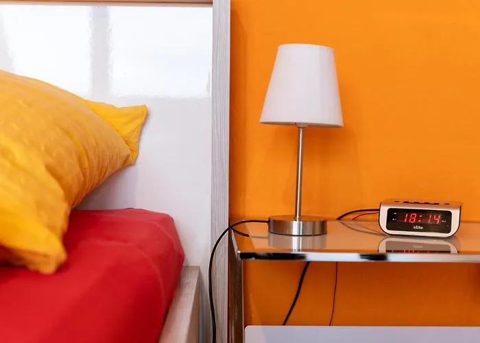 דירה Art City-studios 4 Und 8, Gross, Modern, Citynah, Je 3 Schlafzimmer, Kostenfreie Parkplaetze, Sued-balkons, Ruhig, Herkulesblick *