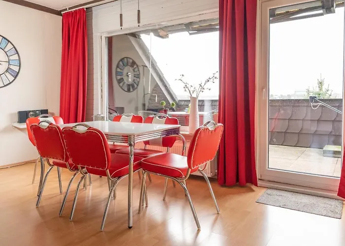 דירה Art City-studios 4 Und 8, Gross, Modern, Citynah, Je 3 Schlafzimmer, Kostenfreie Parkplaetze, Sued-balkons, Ruhig, Herkulesblick קאסל